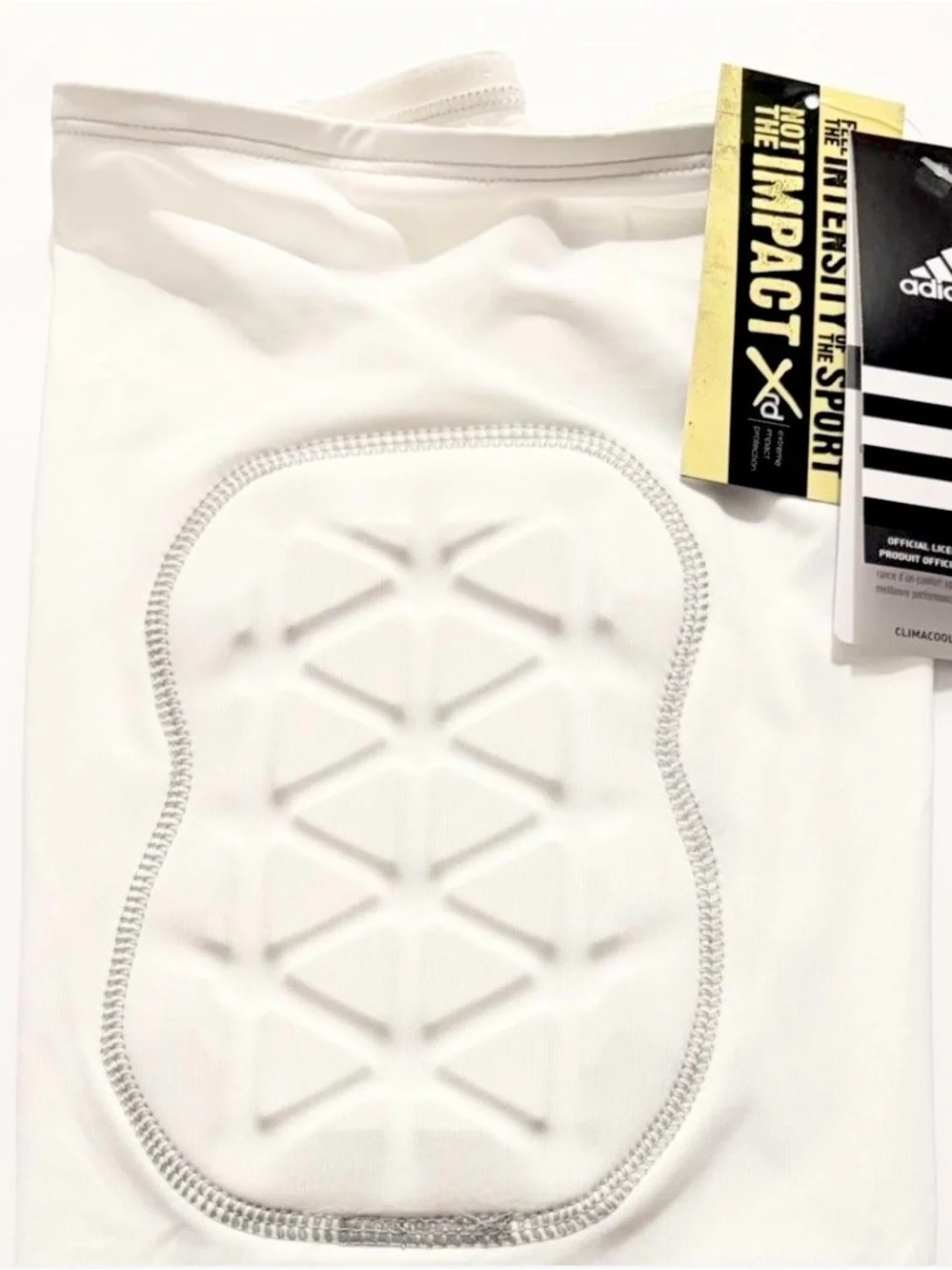 adidas TF IRONSKIN PAD KNEE in white Size XL it's only one.